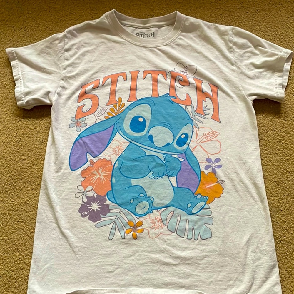 Rue 21 stitch graphic tee
